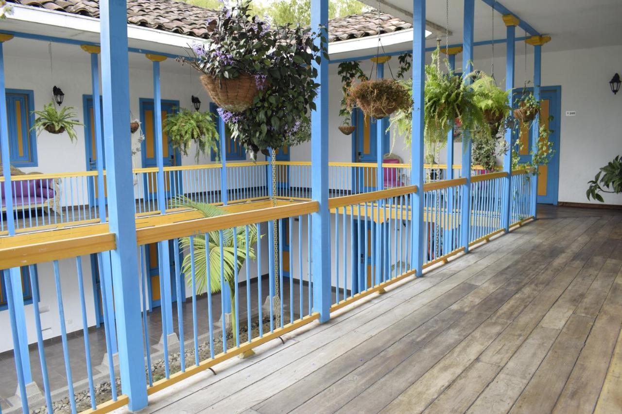 Hotel Hacienda Santa Clara ซานตาโรซา เดกาบัล ภายนอก รูปภาพ