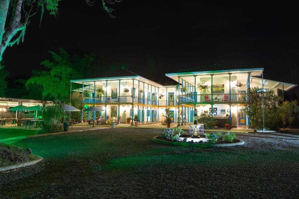 Hotel Hacienda Santa Clara ซานตาโรซา เดกาบัล ภายนอก รูปภาพ